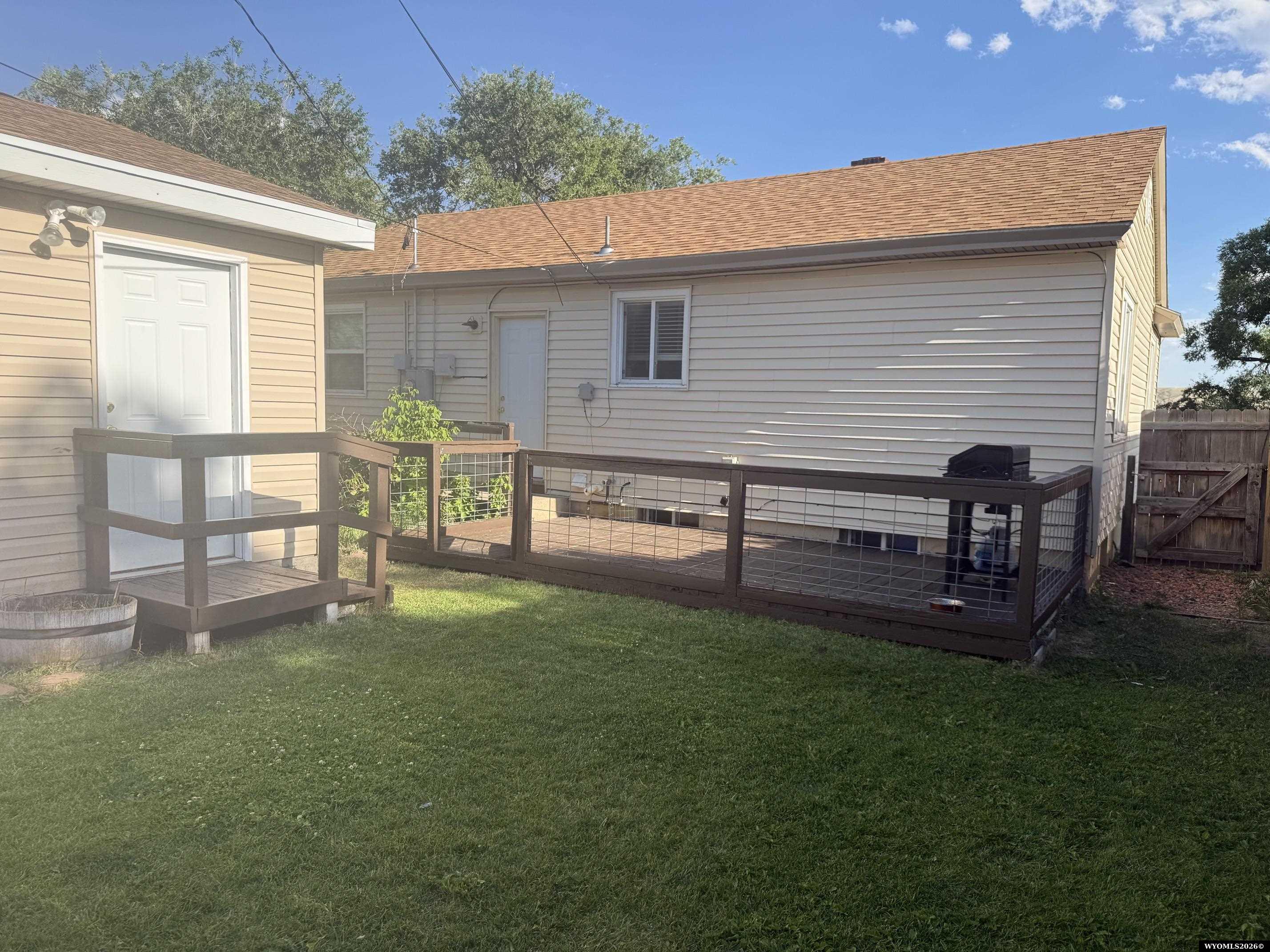807 High Street Rawlins, WY 82301 - Photo 30 of 33