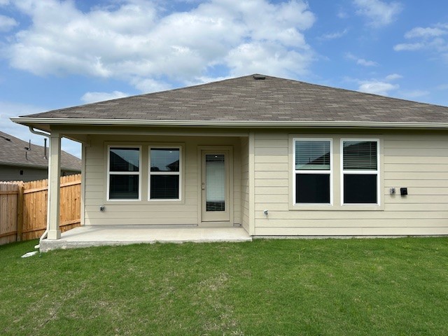 311 Darwin Place Lockhart, TX 78644 - Photo 6 of 6
