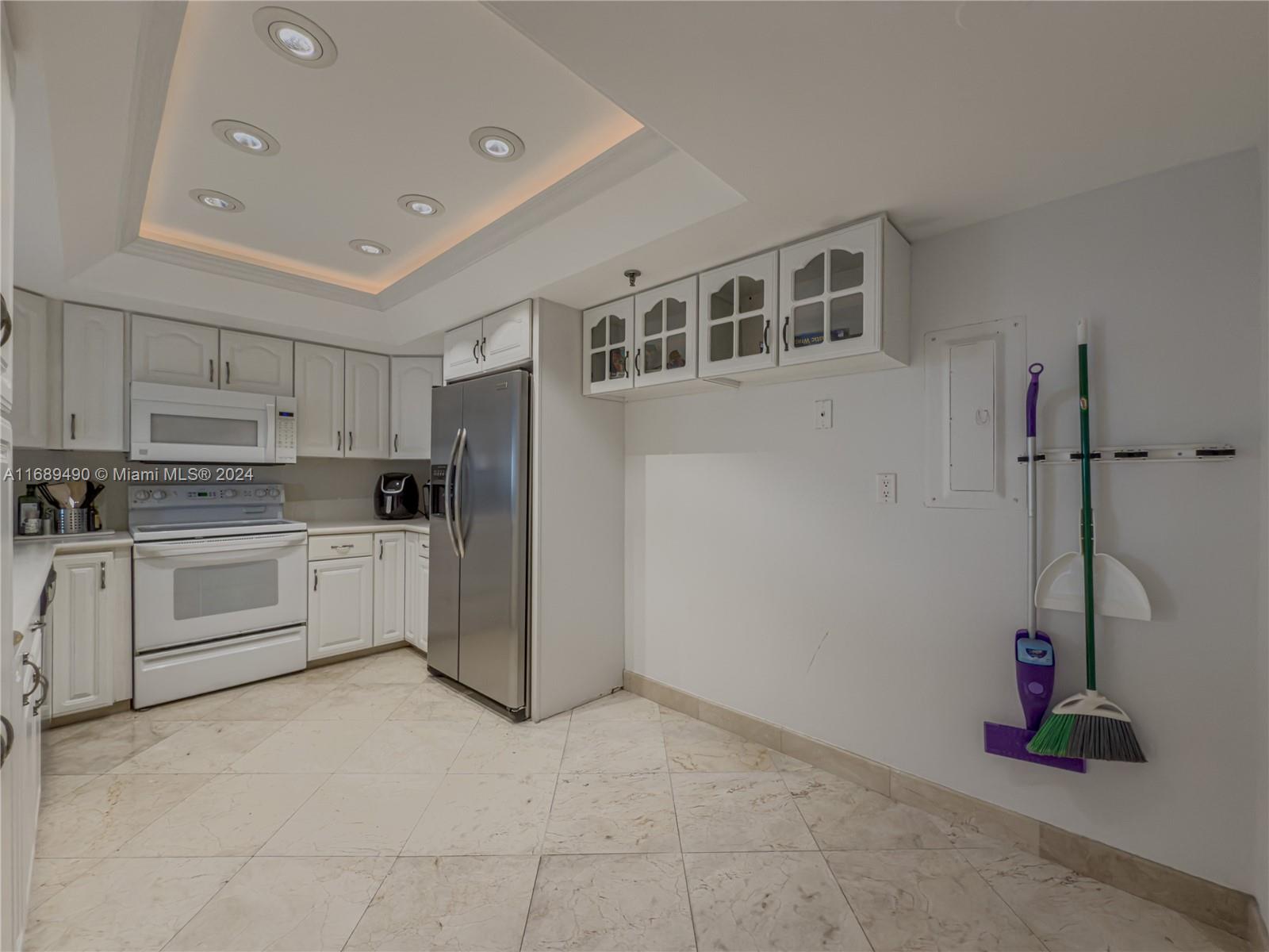 520 Brickell Key Drive, Unit A705 Miami, FL 33131 - Photo 13 of 66