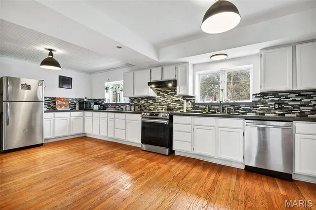 $339,900 | 7301 Pennsylvania Avenue, St. Louis, MO 63111