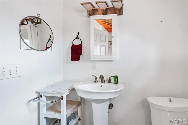 $339,900 | 7301 Pennsylvania Avenue, St. Louis, MO 63111