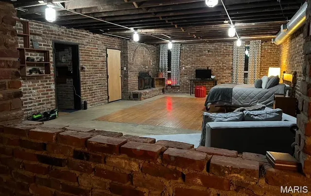 $339,900 | 7301 Pennsylvania Avenue, St. Louis, MO 63111