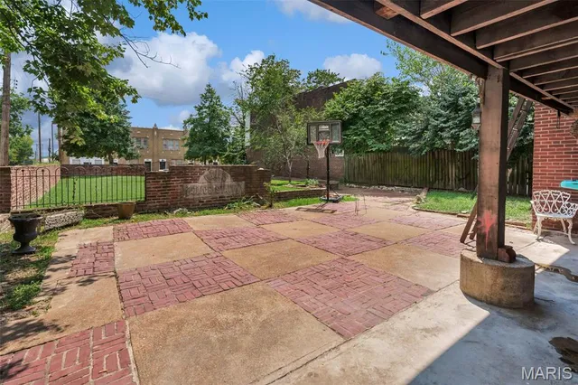 $339,900 | 7301 Pennsylvania Avenue, St. Louis, MO 63111