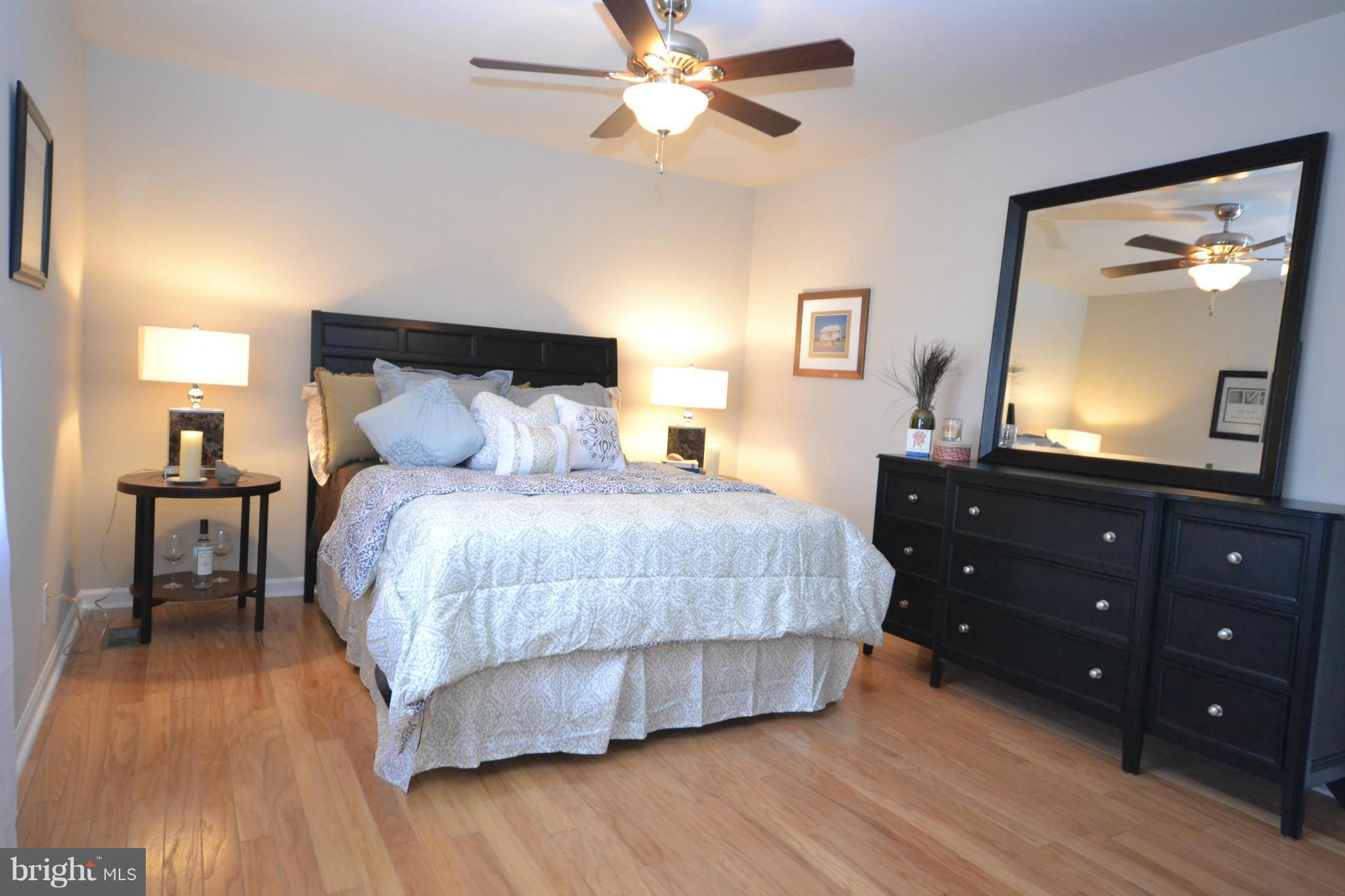 Bedroom (Master)