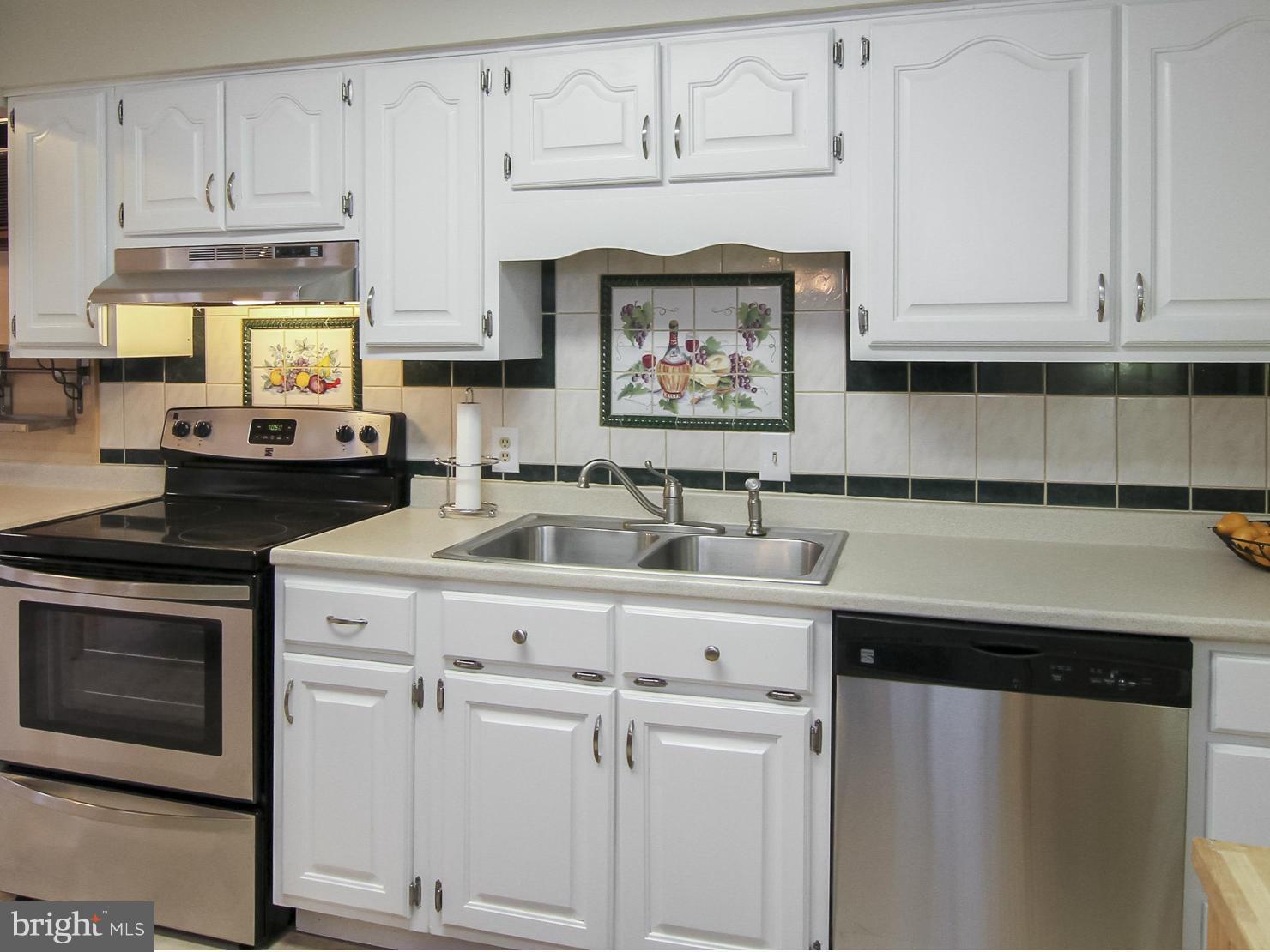 219 Poplar Road Fredericksburg, VA 22406 - Photo 10 of 30 Kitchen