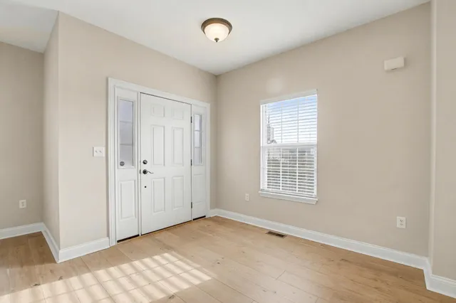 $379,000 | 435 Walnut Street, Lawrenceburg, IN 47025