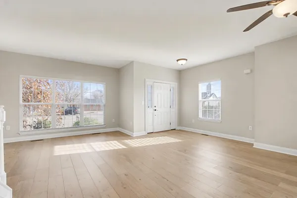 $340,000 | 435 Walnut Street, Lawrenceburg, IN 47025