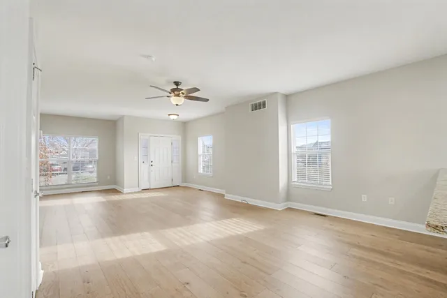 $379,000 | 435 Walnut Street, Lawrenceburg, IN 47025