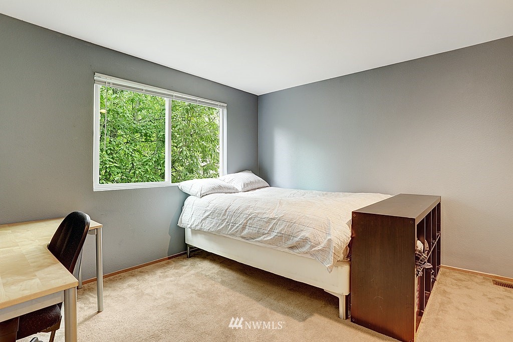 18111 150th Court Southeast Renton, WA 98058 - Photo 19 of 23 Gallery Image 19
