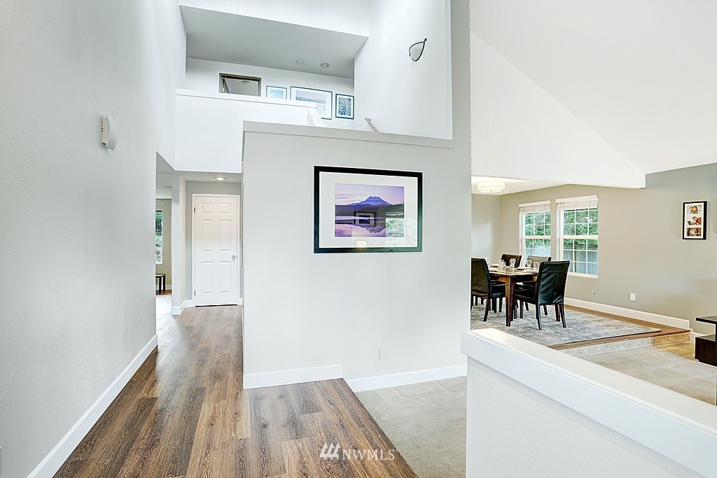 18111 150th Court Southeast Renton, WA 98058 - Photo 3 of 23 Gallery Image 3