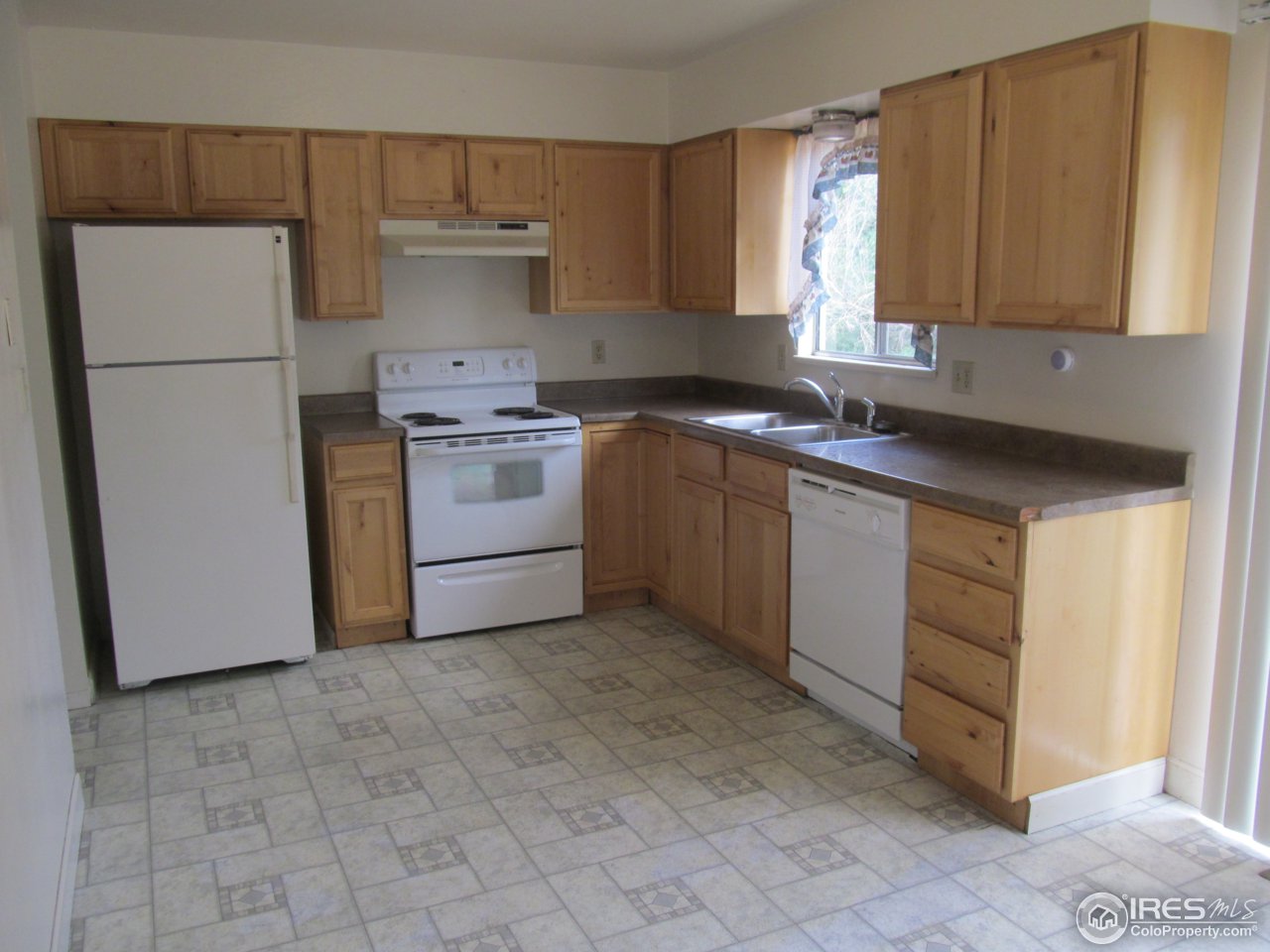 216 Briarwood Road Fort Collins, CO 80521 - Photo 2 of 16 Gallery Image 2