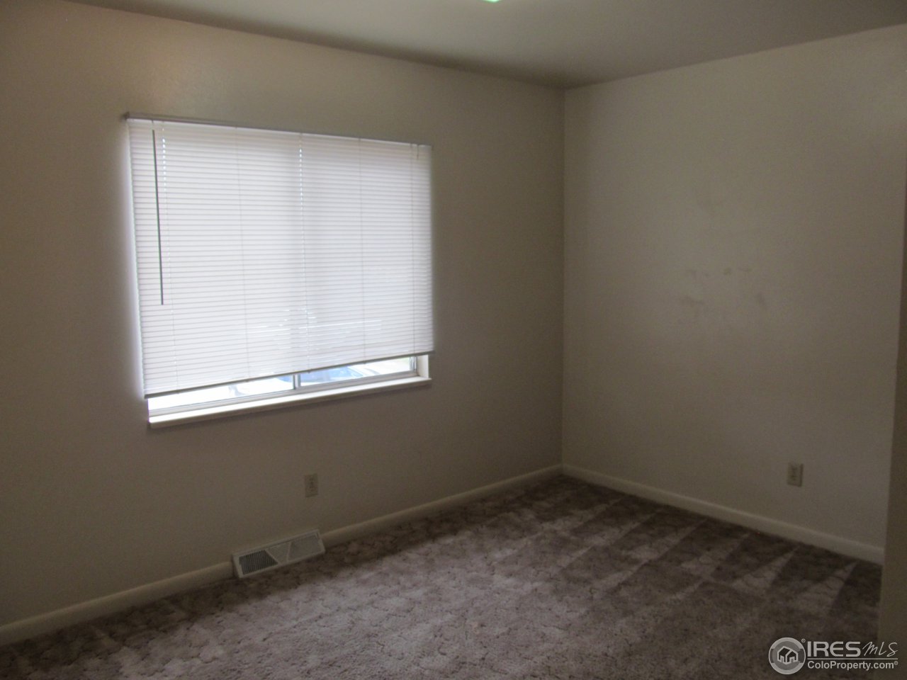 216 Briarwood Road Fort Collins, CO 80521 - Photo 8 of 16 Gallery Image 8