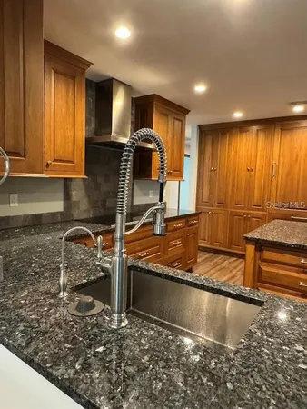 $2,600 | 5033 Vivienda Way, Unit 19, Sarasota, FL 34235