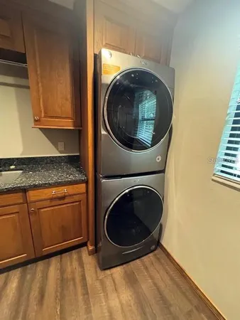 $2,600 | 5033 Vivienda Way, Unit 19, Sarasota, FL 34235