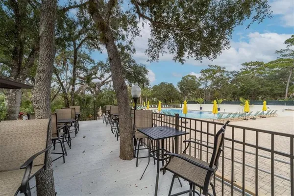 $2,600 | 5033 Vivienda Way, Unit 19, Sarasota, FL 34235
