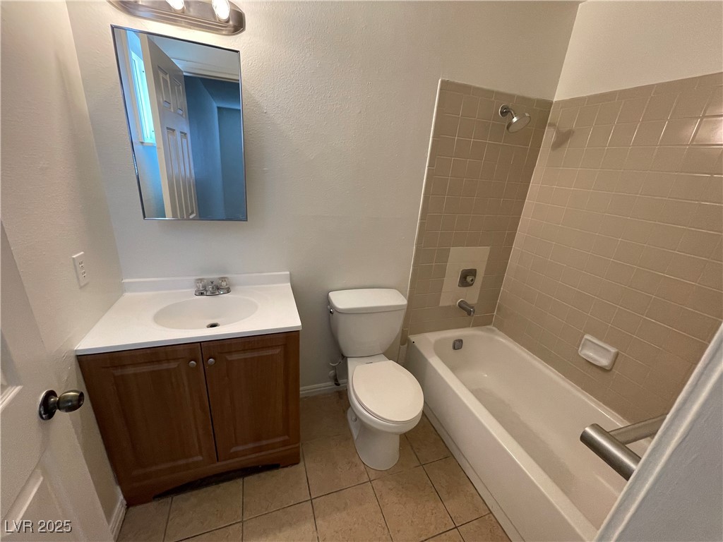 4155 Solteros Street, Unit 2 Las Vegas, NV 89103 - Photo 15 of 17