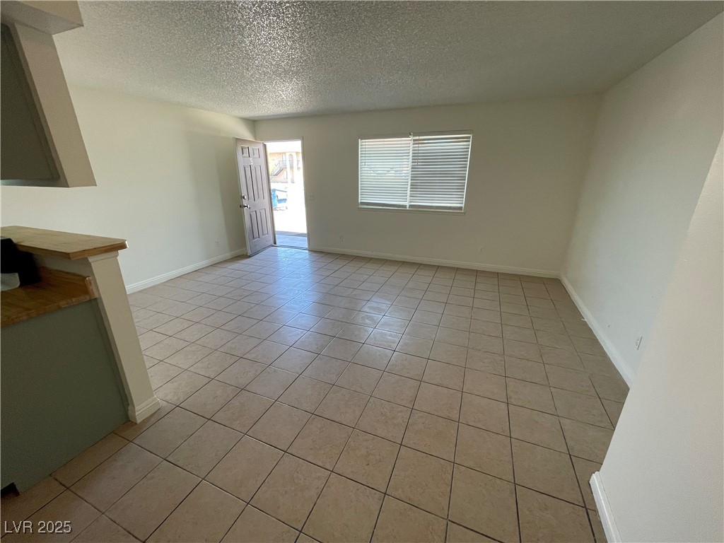 4155 Solteros Street, Unit 2 Las Vegas, NV 89103 - Photo 3 of 17