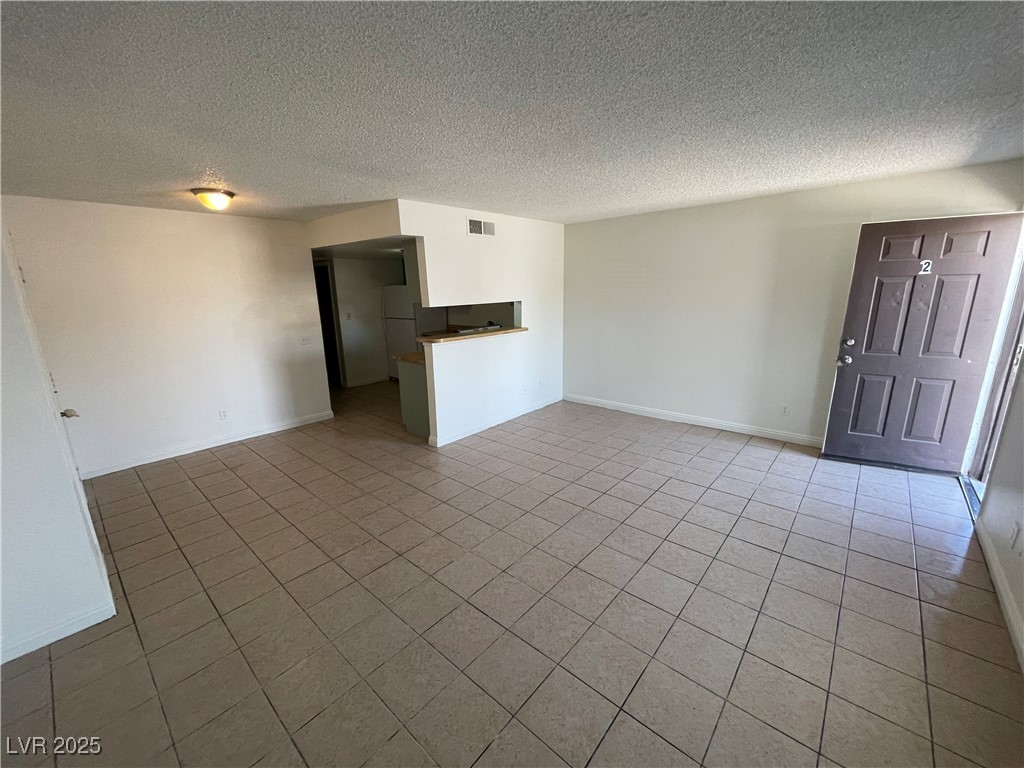 4155 Solteros Street, Unit 2 Las Vegas, NV 89103 - Photo 4 of 17