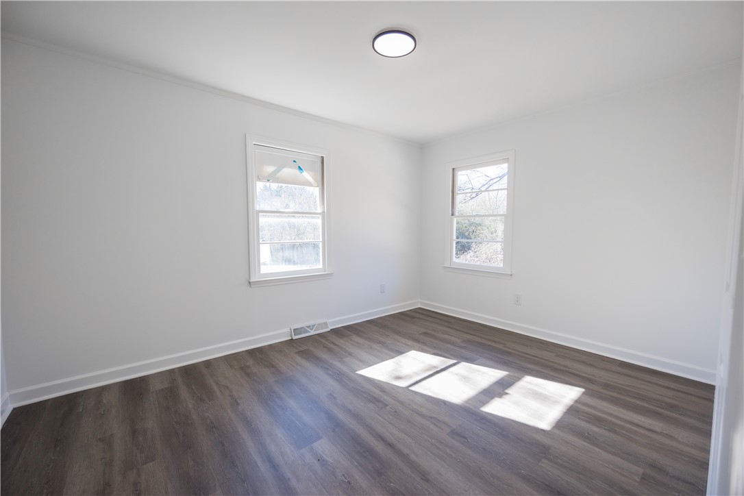 1342 South Walnut Street Seneca, SC 29678 - Photo 10 of 28