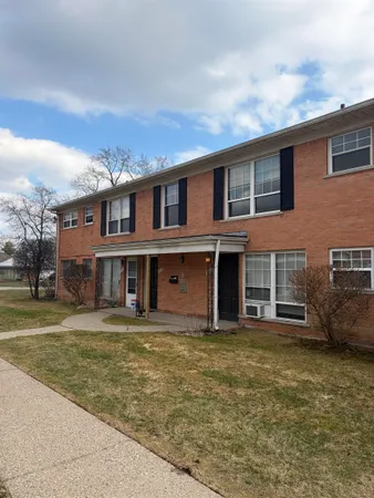 $134,900 | 3219 Benjamin Avenue, Unit #11, Royal Oak, MI 48073