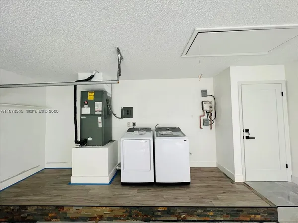 $1,200,000 | 1760 Southwest 141st Avenue, Miami, FL 33175