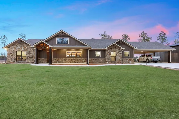 $699,000 | 245 Blackbuck Drive, Moscow, TX 75960