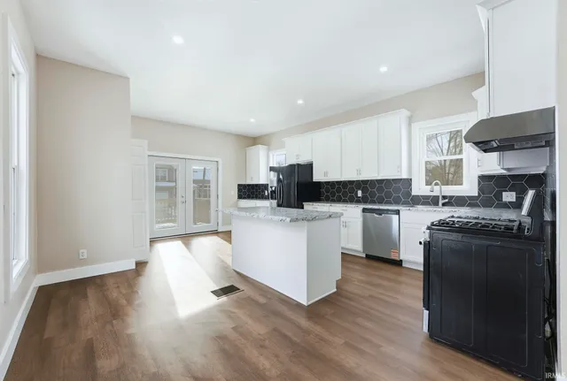 $269,900 | 201 West Pine Street, Pierceton, IN 46562