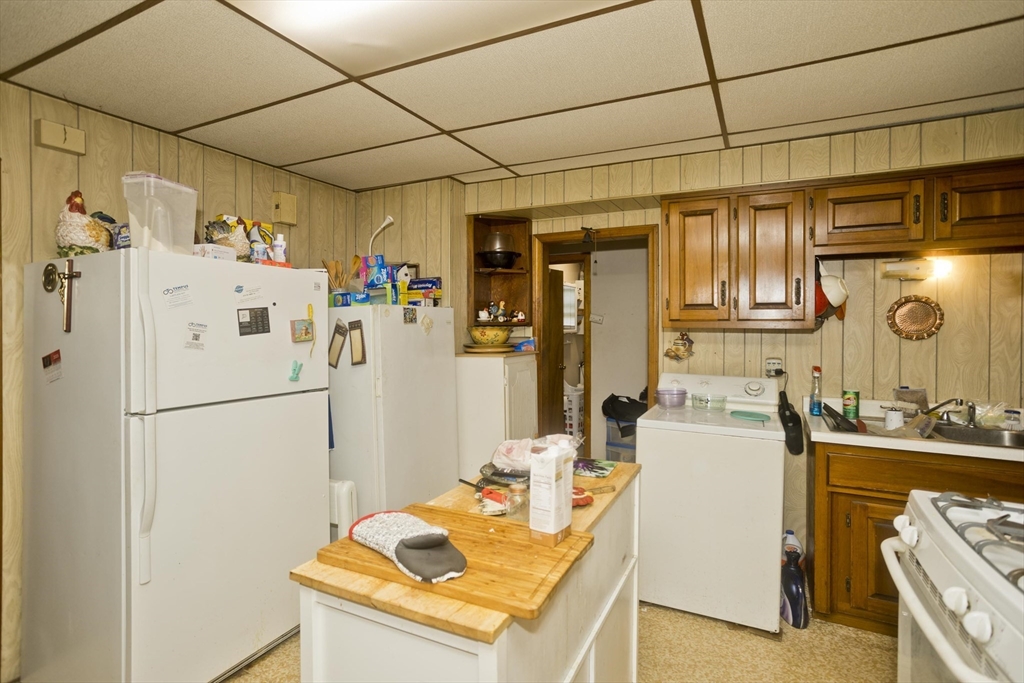 22 Maple Terrace West Springfield, MA 01089 - Photo 39 of 42 Gallery Image 39
