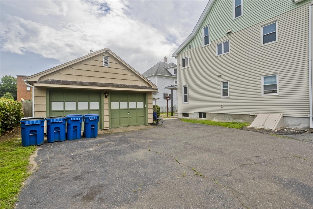 22 Maple Terrace West Springfield, MA 01089 - Photo 5 of 42 Gallery Image 5