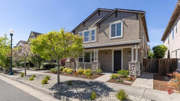$750,000 | 2129 Chokeberry Court, Santa Rosa, CA 95404