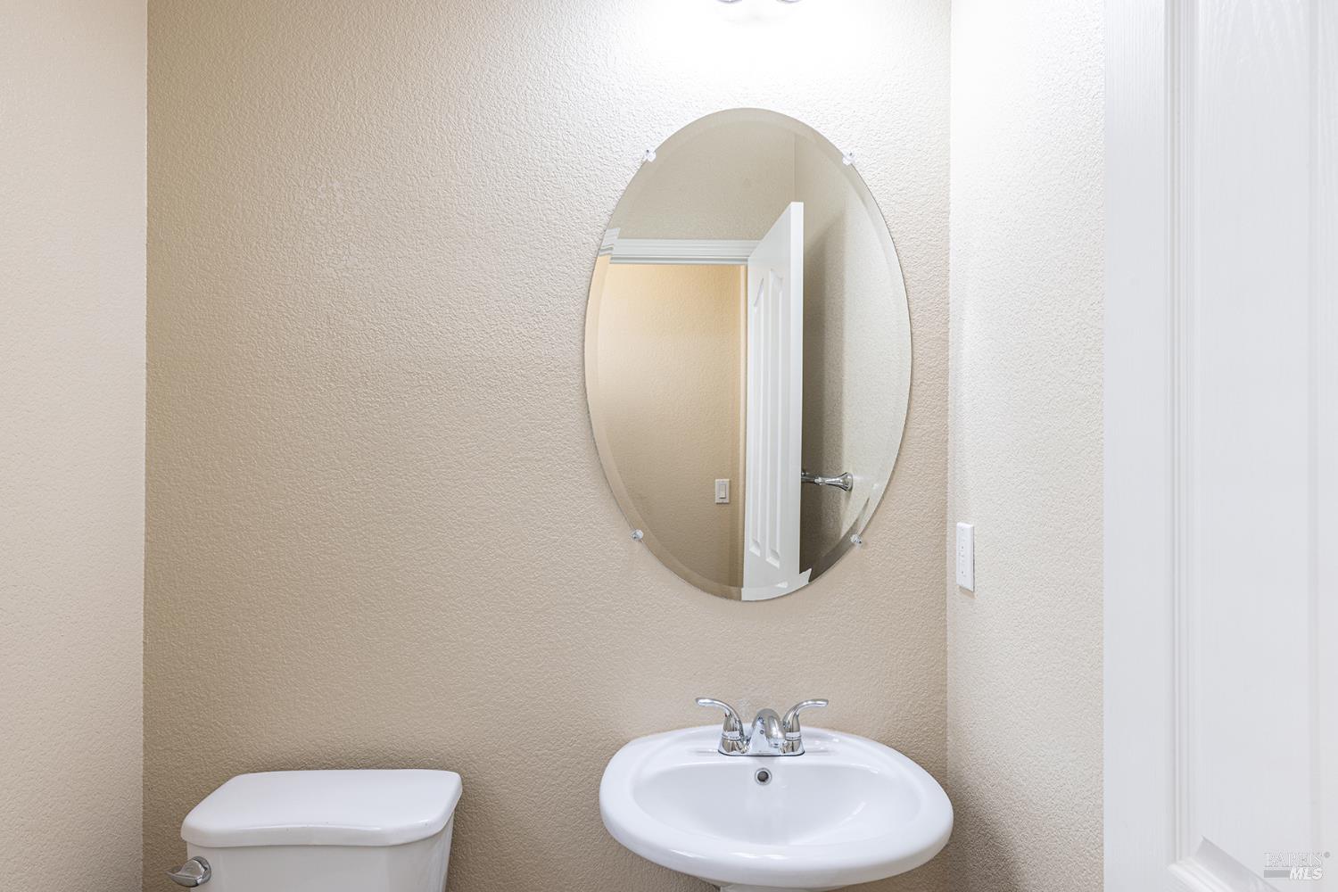 2129 Chokeberry Court Santa Rosa, CA 95404 - Photo 9 of 42