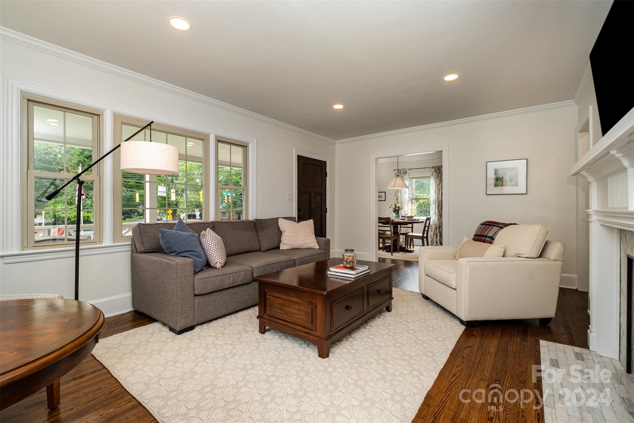 2935 Park Road Charlotte, NC 28209 - Photo 4 of 25 Gallery Image 4