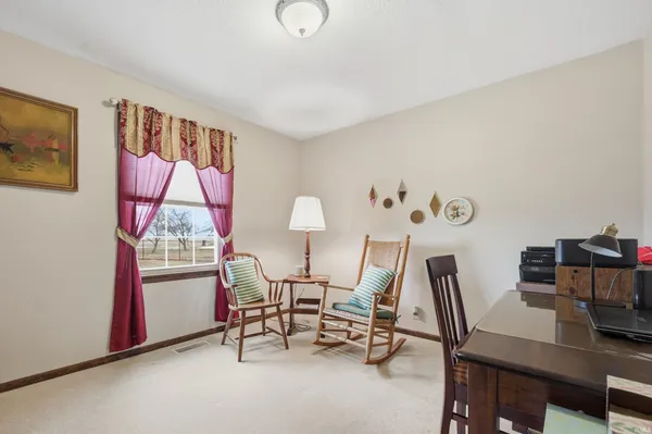 $275,000 | 3560 E Highway, Portland, IN 47371