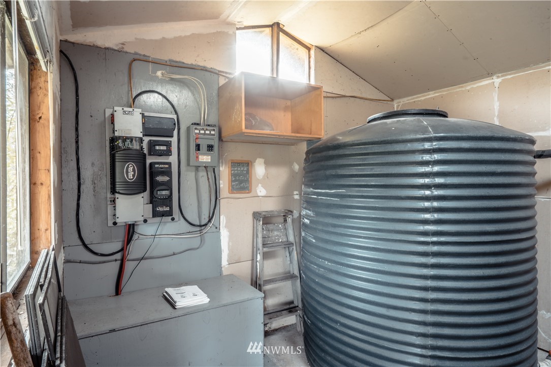 5 Sinclair Island Anacortes, WA 98221 - Photo 11 of 24