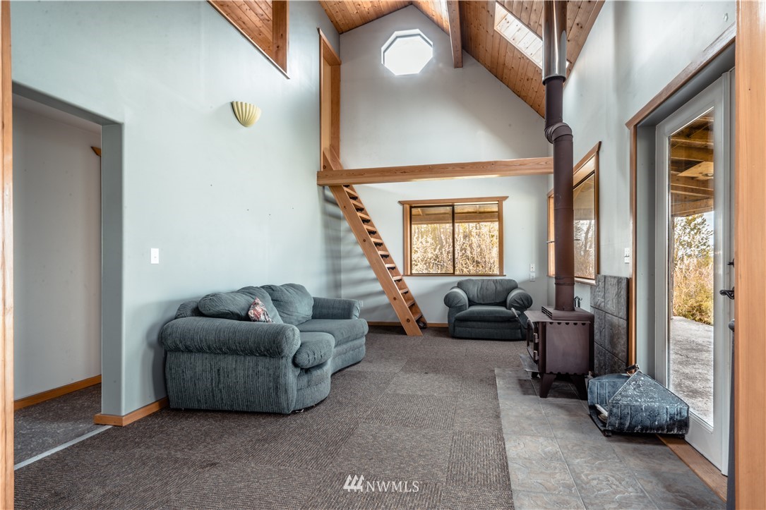 5 Sinclair Island Anacortes, WA 98221 - Photo 15 of 24