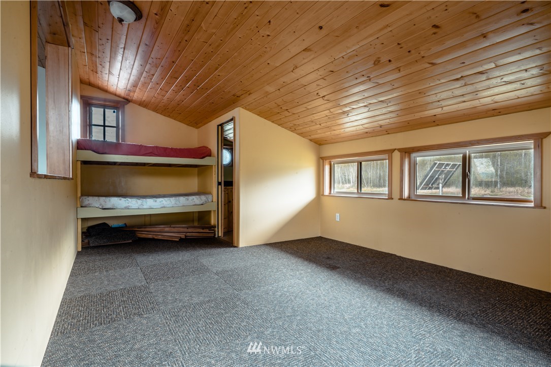 5 Sinclair Island Anacortes, WA 98221 - Photo 19 of 24