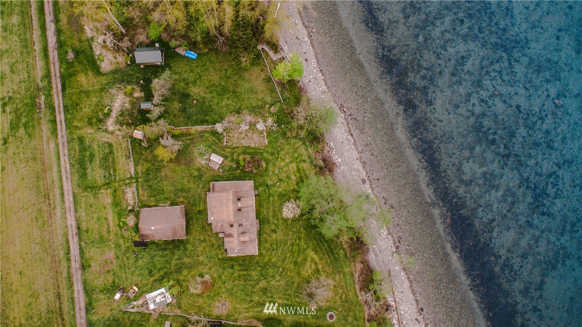 5 Sinclair Island Anacortes, WA 98221 - Photo 6 of 24