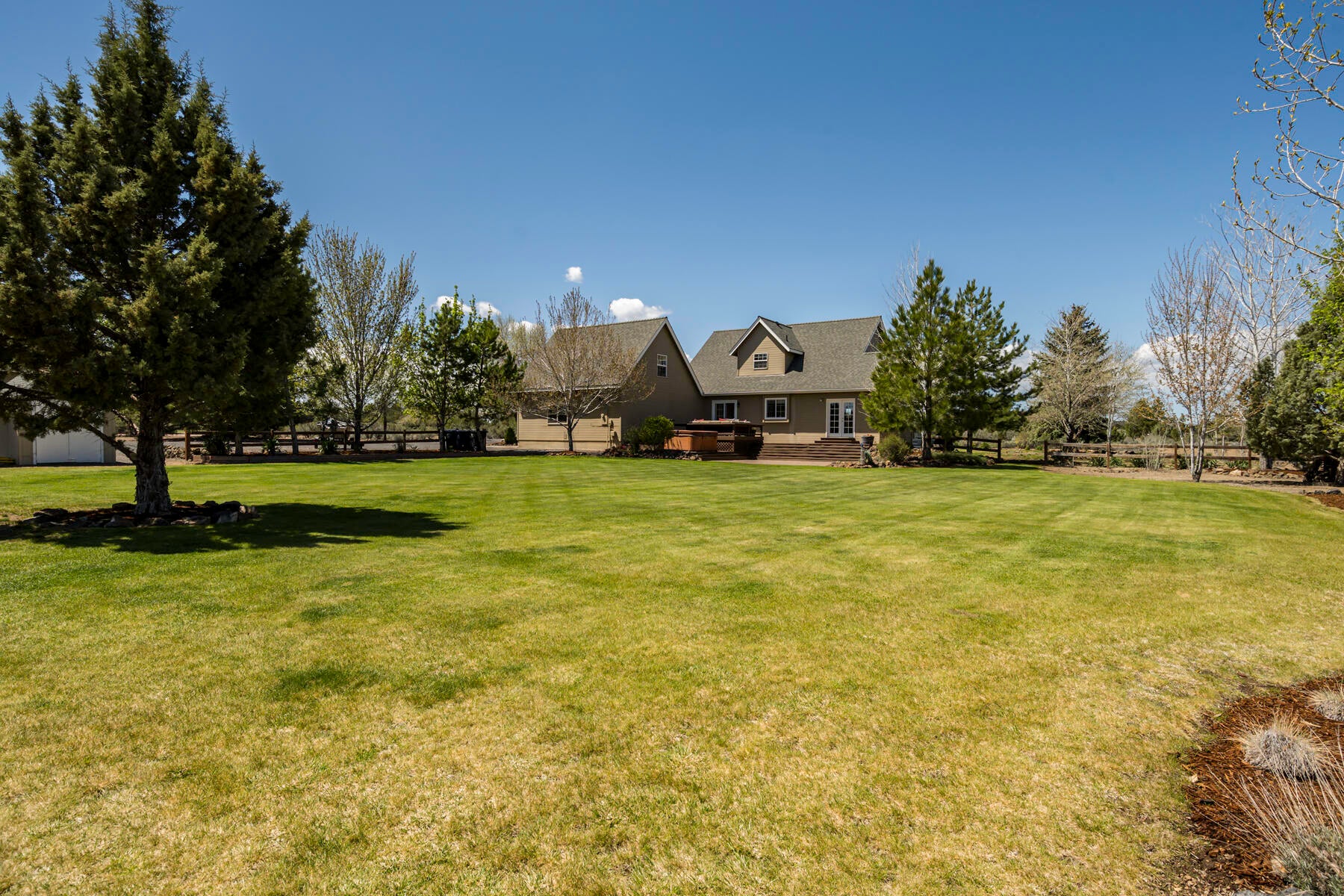 61030 Jennings Road Bend, OR 97702 - Photo 49 of 76 61030 Jennings Road