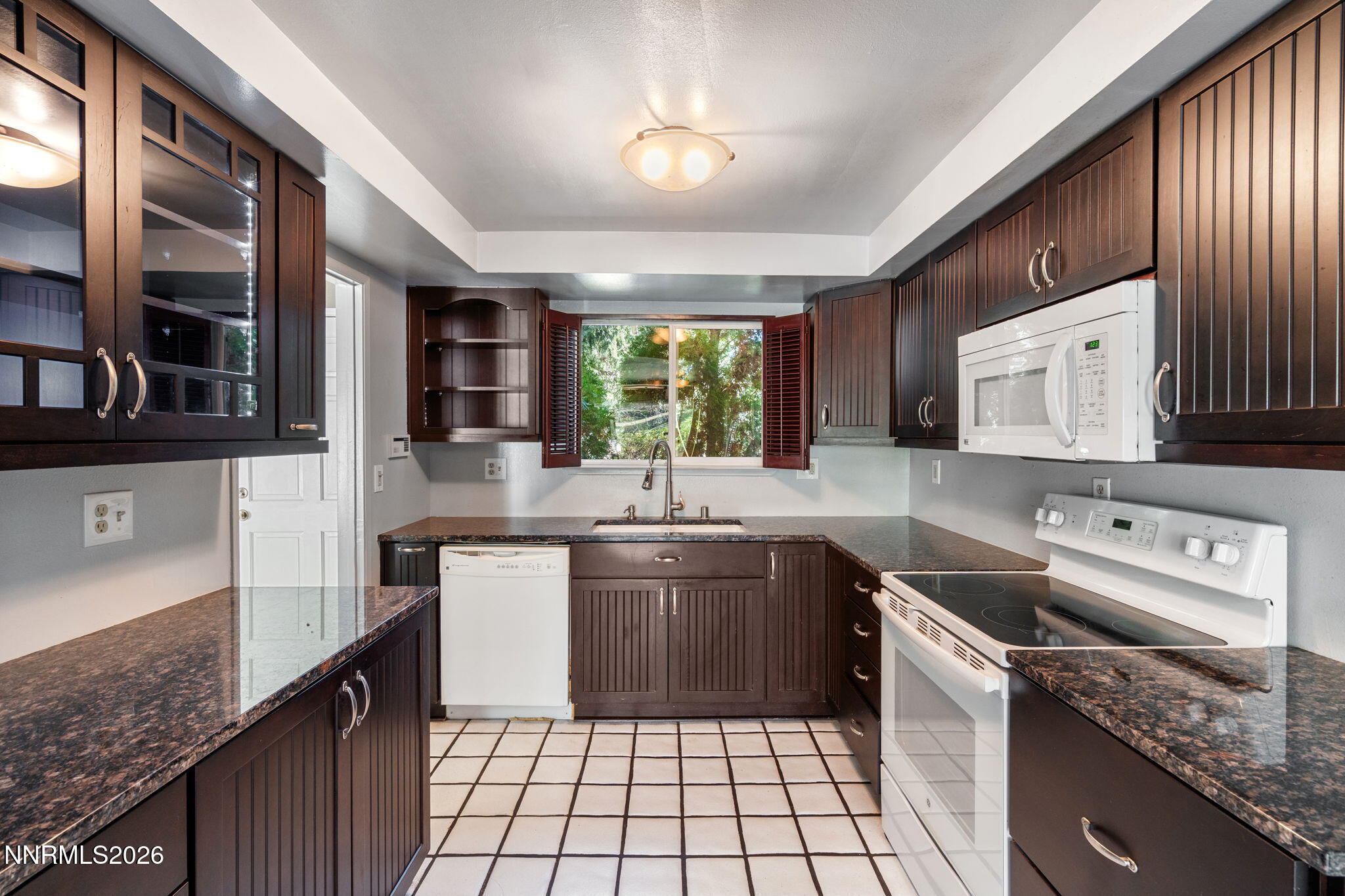 1195 Wagon Wheel Circle Reno, NV 89503 - Photo 16 of 44 20-web-or-mls-DSC09451