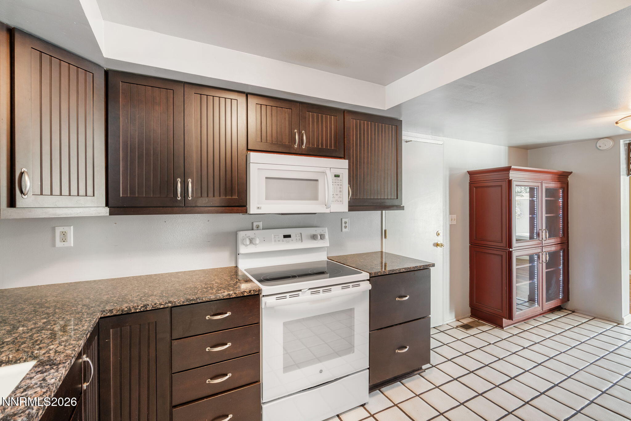 1195 Wagon Wheel Circle Reno, NV 89503 - Photo 19 of 44 23-web-or-mls-DSC09441