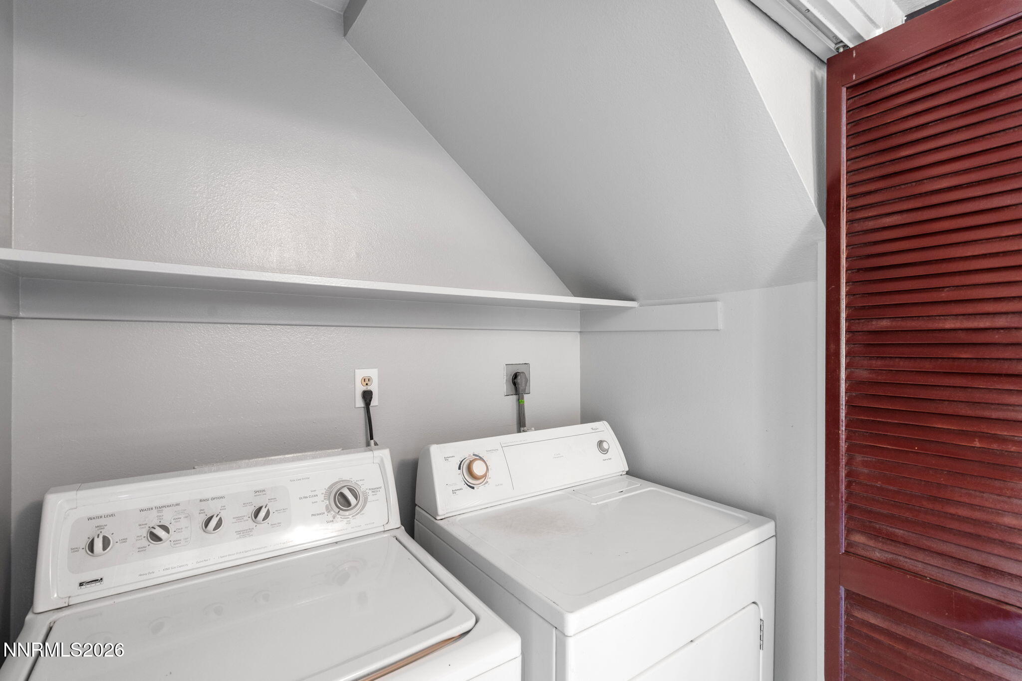 1195 Wagon Wheel Circle Reno, NV 89503 - Photo 33 of 44 37-web-or-mls-DSC09456