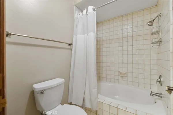 $579,899 | 38501 Oaktree Loop, Murrieta, CA 92562