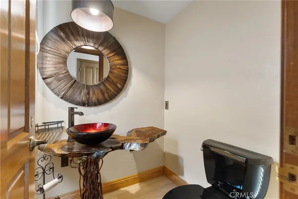 $579,899 | 38501 Oaktree Loop, Murrieta, CA 92562