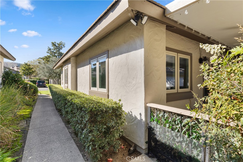 38501 Oaktree Loop Murrieta, CA 92562 - Photo 30 of 40