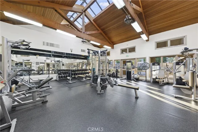 $659,900 | 38501 Oaktree Loop, Murrieta, CA 92562