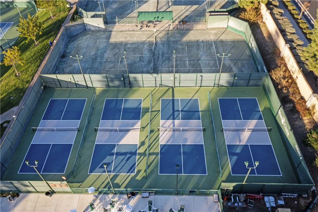 38501 Oaktree Loop Murrieta, CA 92562 - Photo 37 of 40 Community Amenities