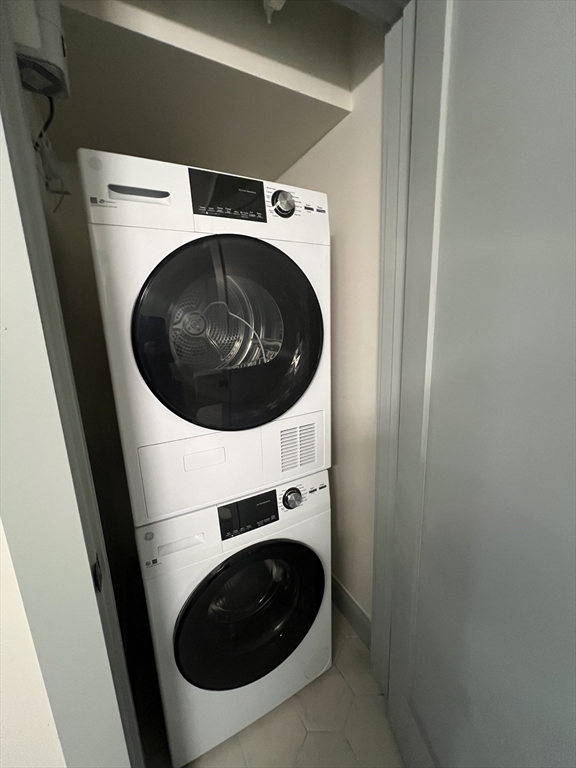 160 Seabury Street, Unit 28 Fall River, MA 02720 - Photo 4 of 9