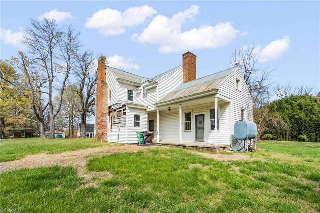 606 East Springfield Road High Point, NC 27263 - Photo 24 of 35