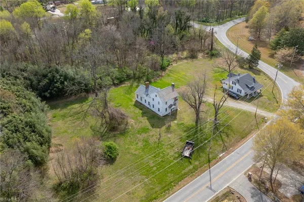 $45,000 | 606 East Springfield Road, High Point, NC 27263