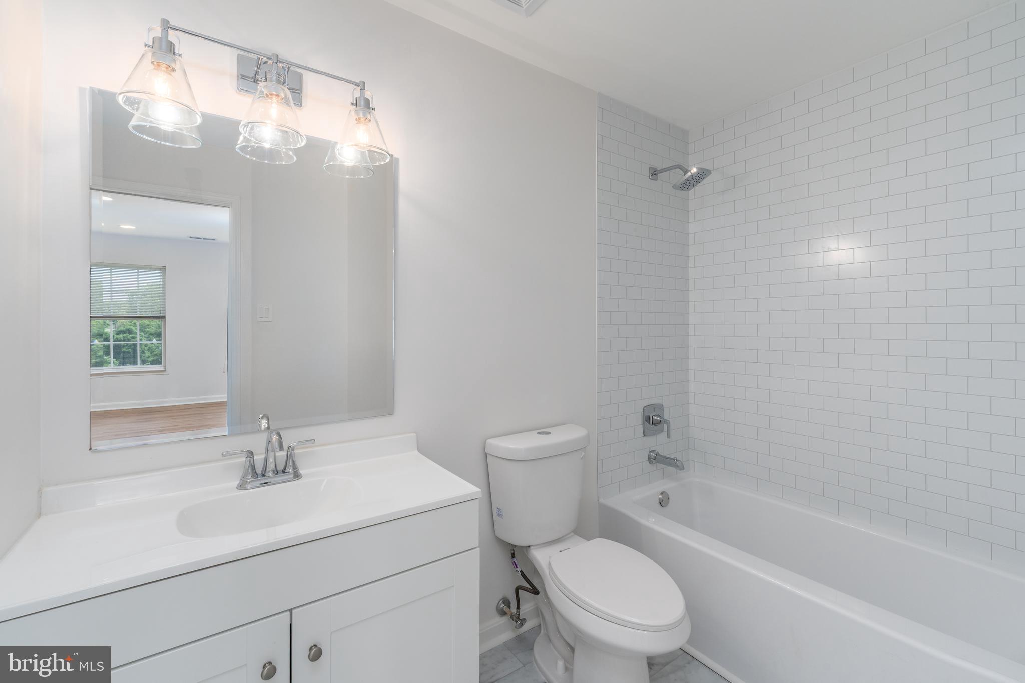 9060 Gracious End Court, Unit 301 Columbia, MD 21046 - Photo 17 of 25
